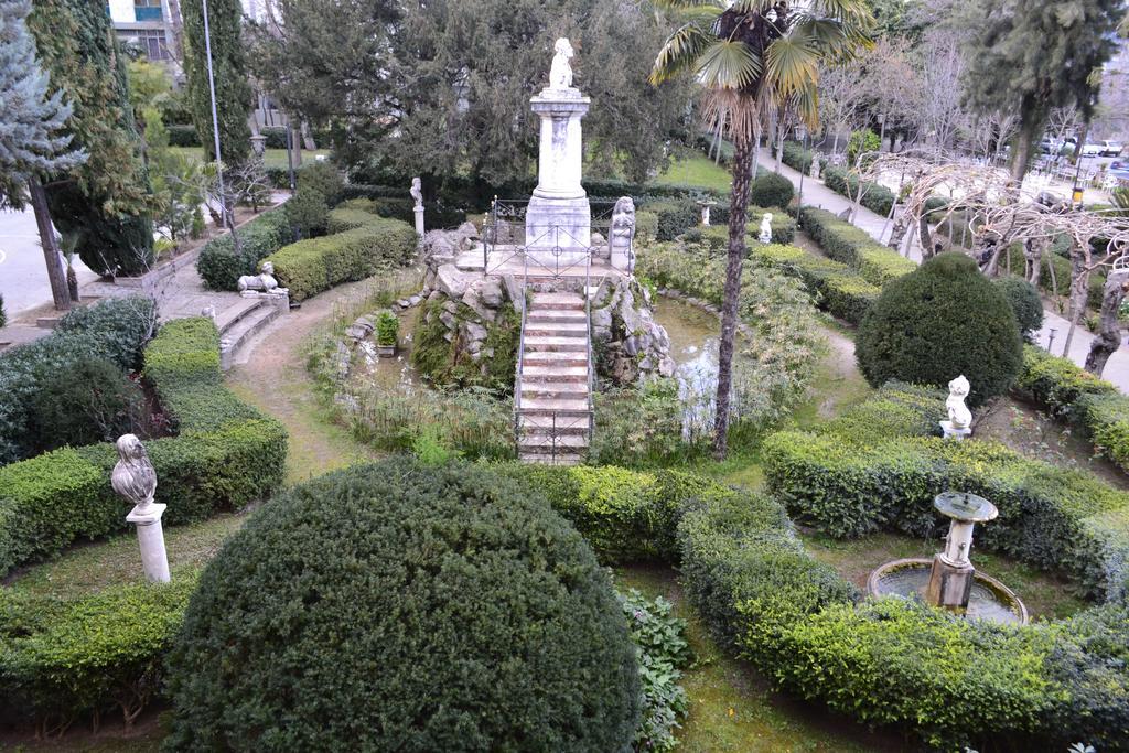 Residencia Salesiana Marti-codolar Affittacamere